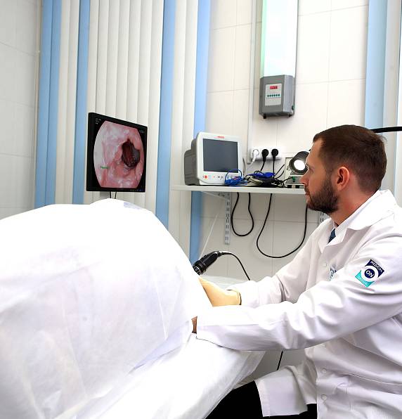 Первичный прием проктолога со скидкой 20%