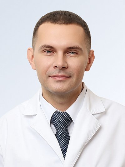 Павел Викторович Ревин - Ведущий врач-колопроктолог, хирург, главный врач клиники, кандидат медицинских наук, лучший врач корпорации Medical On Group